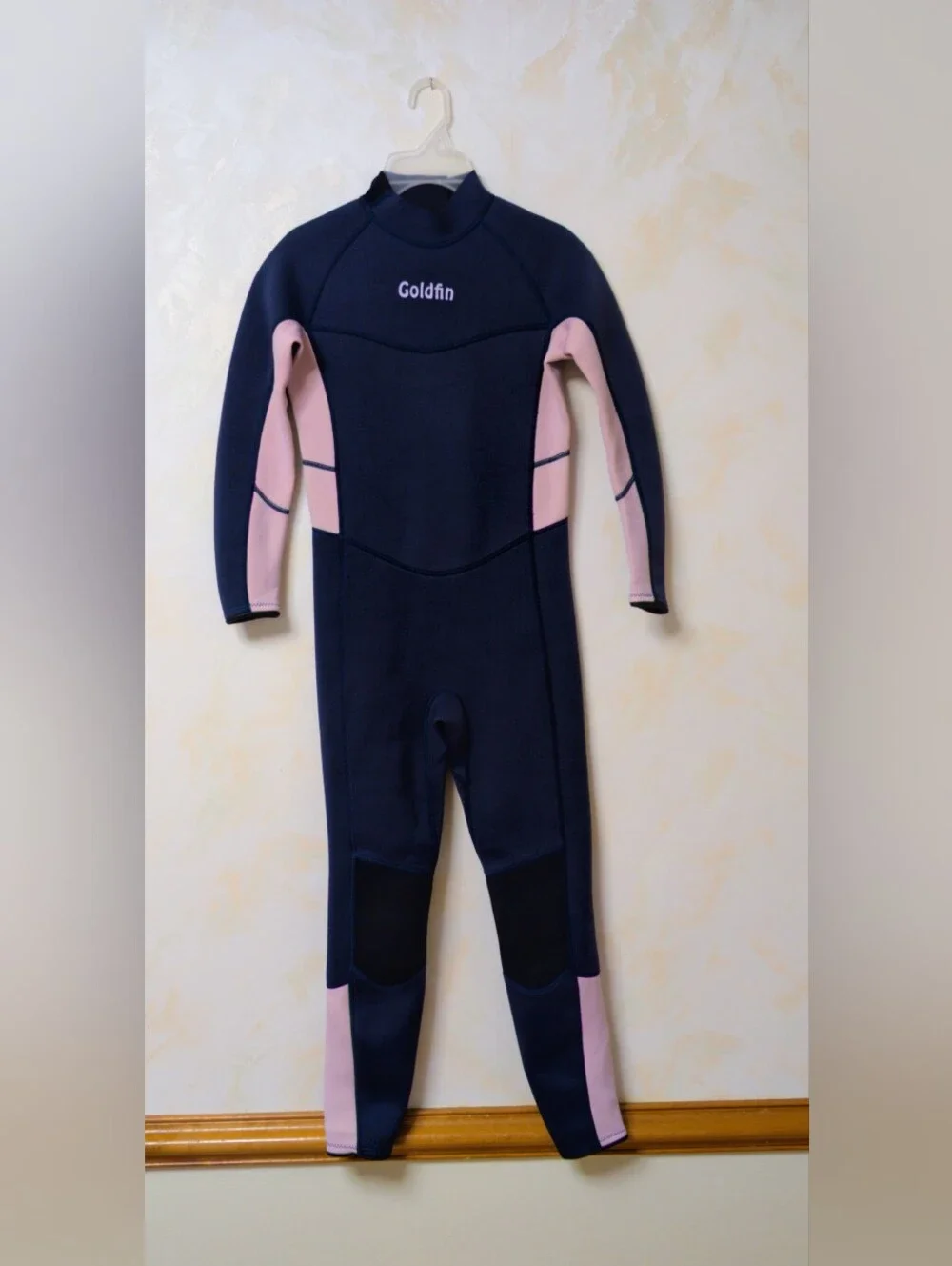 Goldfin Wetsuit - Blue & Pink, Girls size 12